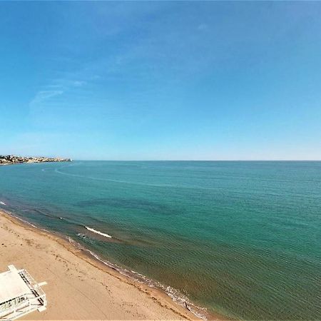 Olimpo - Fuengirola Beachfront Newly Renovated Apartment Екстер'єр фото