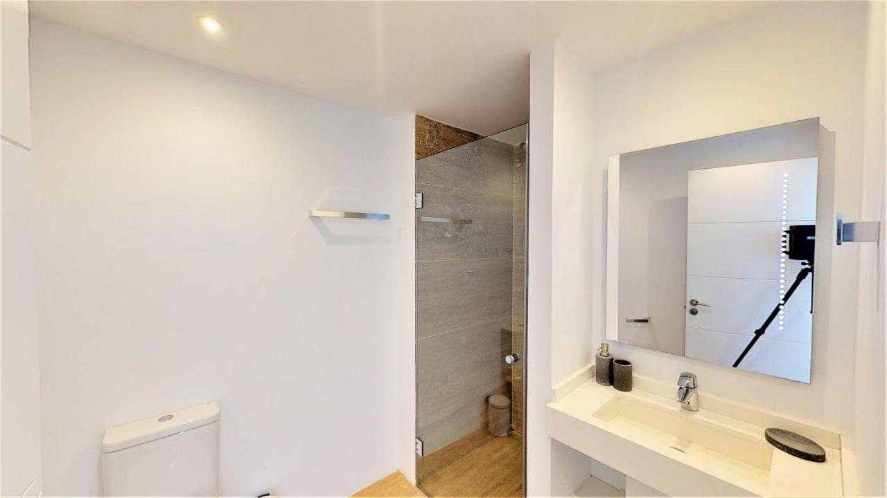Olimpo - Fuengirola Beachfront Newly Renovated Apartment Екстер'єр фото