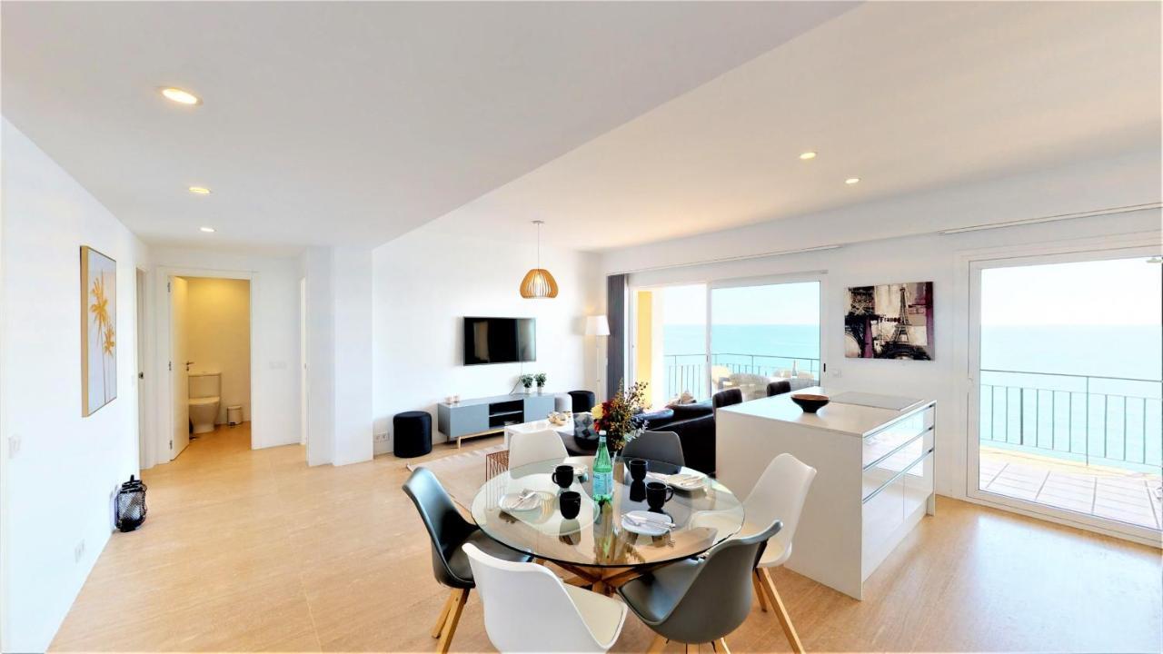 Olimpo - Fuengirola Beachfront Newly Renovated Apartment Екстер'єр фото